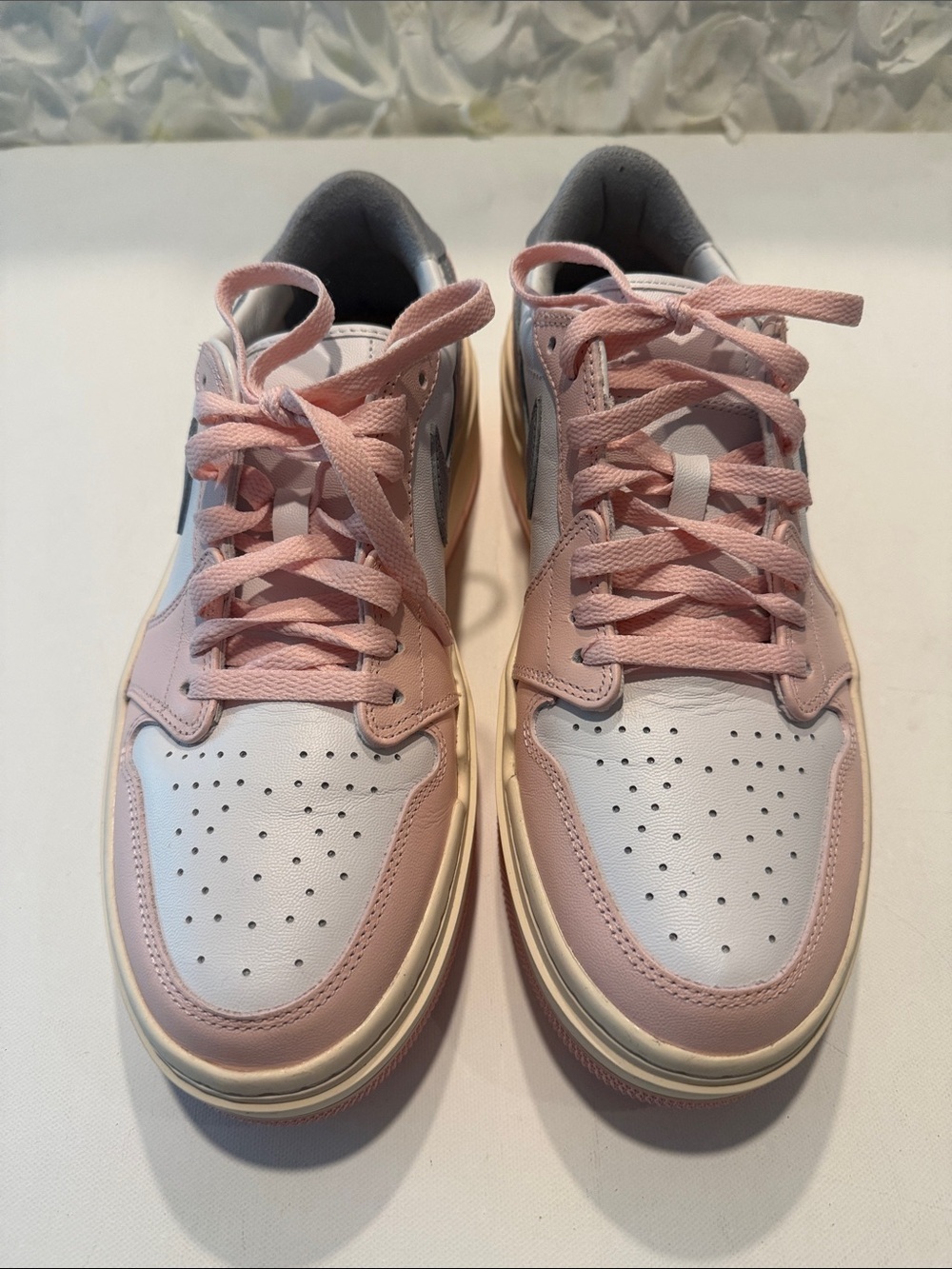 Nike Women’s Pink and White Low-Top platform Sneakers